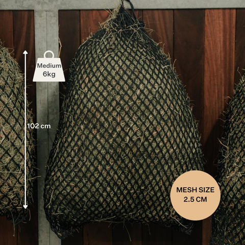 Knotless hay net for horses, designed for gentle slow feeding and improved digestive comfort.